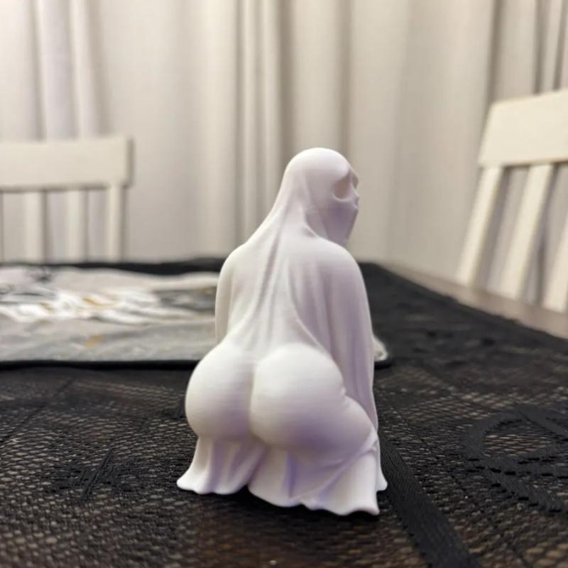 3D Printed Big-Ass Ghost Statue Halloween Witch Ghost Desktop Ornament Home Decor For Living Room Desktop Halloween Gift