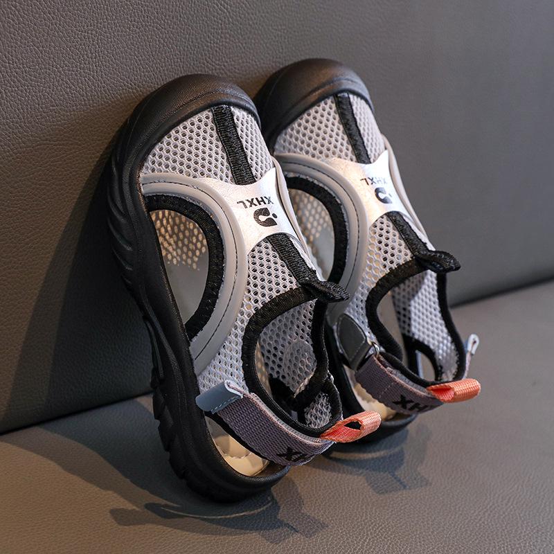 Girls  2026 Summer Closed-Toe Mesh Sandals - Korean Style Children s Beach Shoes 23
