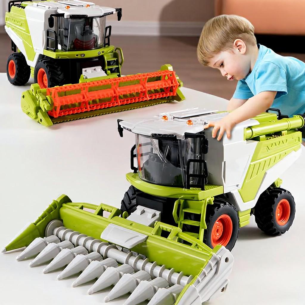 Remote Control Harvester Toy  1 24 Scale Spray Farm Toy with Wheat Cutting Head LED Lights Sound
