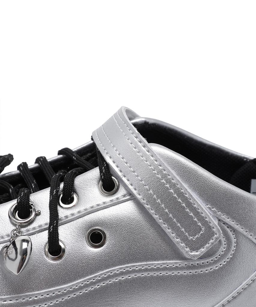 Wacky Willy Kitte Mary Jane Sneakers Silver