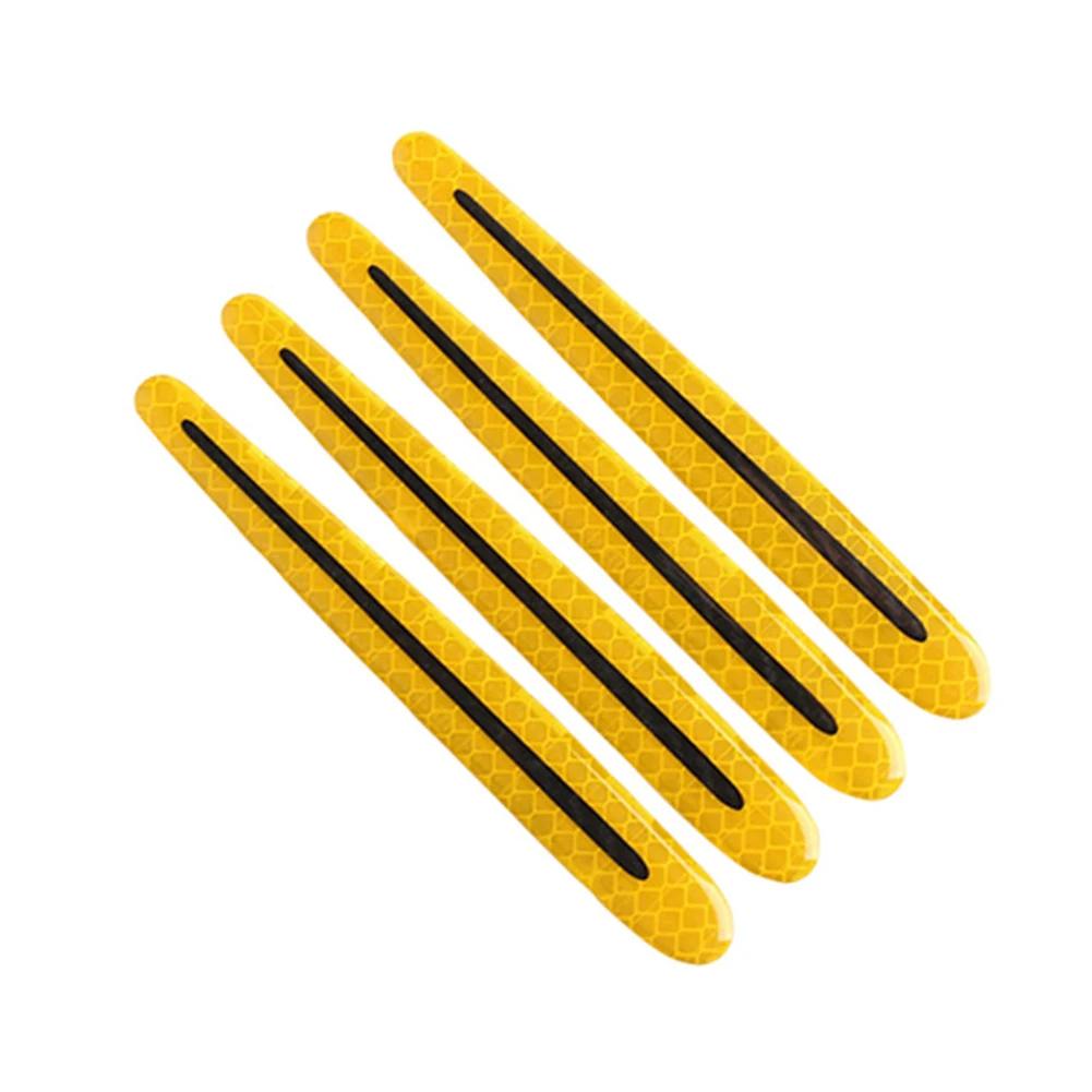 4 pezzi adesivi riflettenti 3D per auto in fibra di carbonio, strisce di avvertimento protettive per maniglie delle portiere, accessori esterni per auto