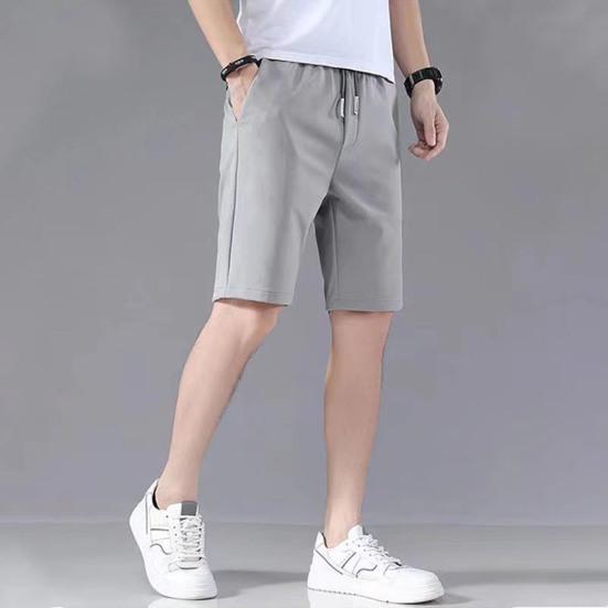 Herren Sommer Shorts Elastischer Kordelzug Taille Gerade Shorts mit weitem Bein Taschen Design Eisseide Einfarbig Sport Shorts