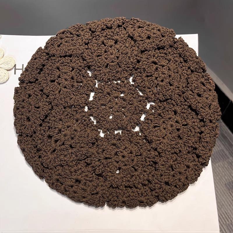Japanese Retro Style Berets Breathable Hollowed Out Knitted Hat Flowers Summer Skullies Hat Casual Fashion Beret Cap for Women