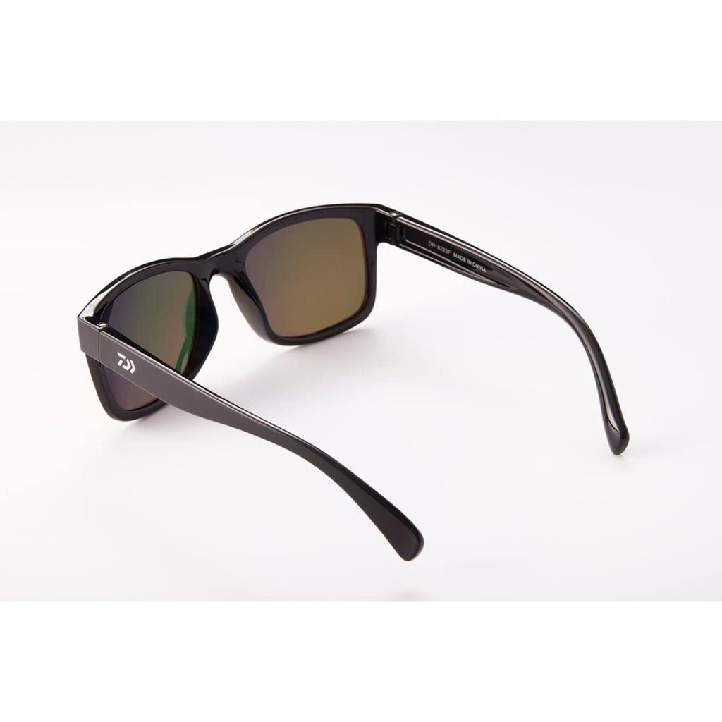 DAIWA Polarized Sunglasses Gray Orange Mirror DN-8223F