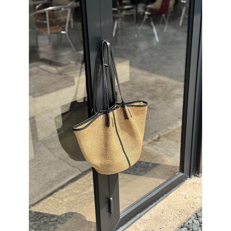 

Straw underarm tote bag, new large-capacity portable shoulder travel beach woven bag with first layer cowhide