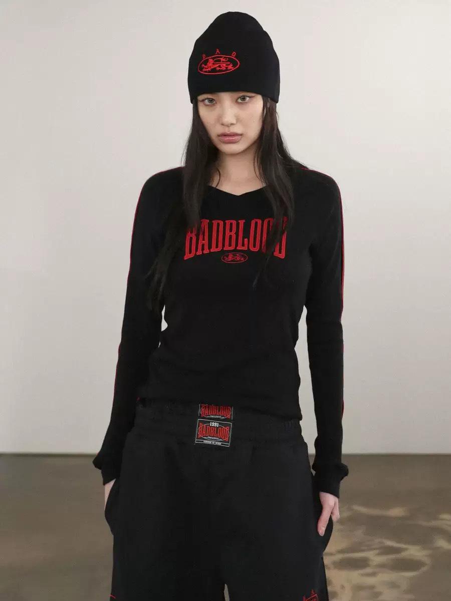 Badblood Women s Retro V-neck Embroidered Long Sleeve T-Shirt Medium чёрный