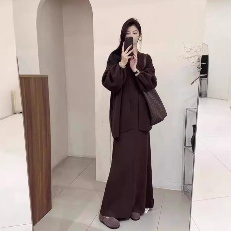 Retro Maillard Brown Dress Is Popular Today, Beautiful, Dignified and Atmospheric Fashion, High-end Knitted Dress