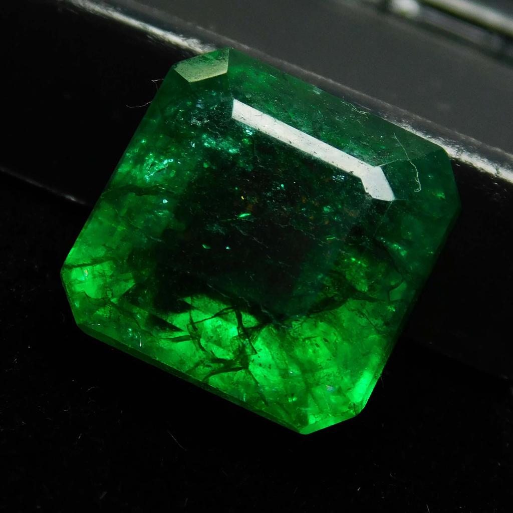 Natural Green Emerald Loose Gemstone Colombian 11 Ct Square Cut for Jewelry Making and Crafts