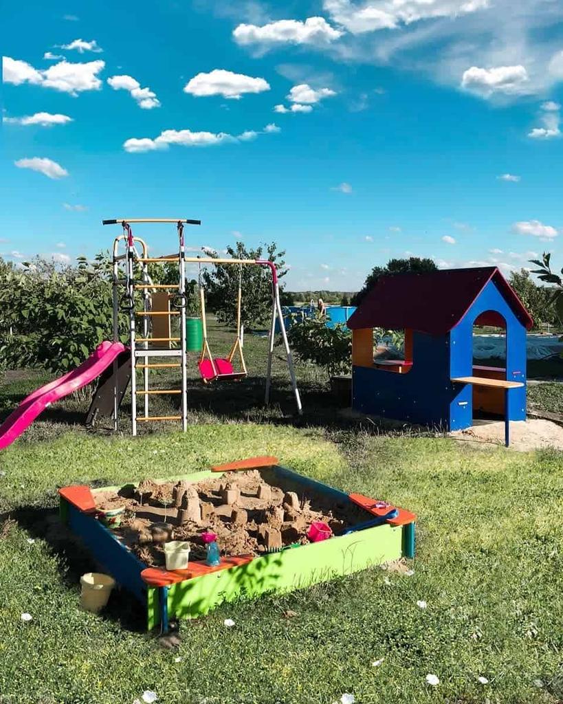 sandpit with corners blue-green