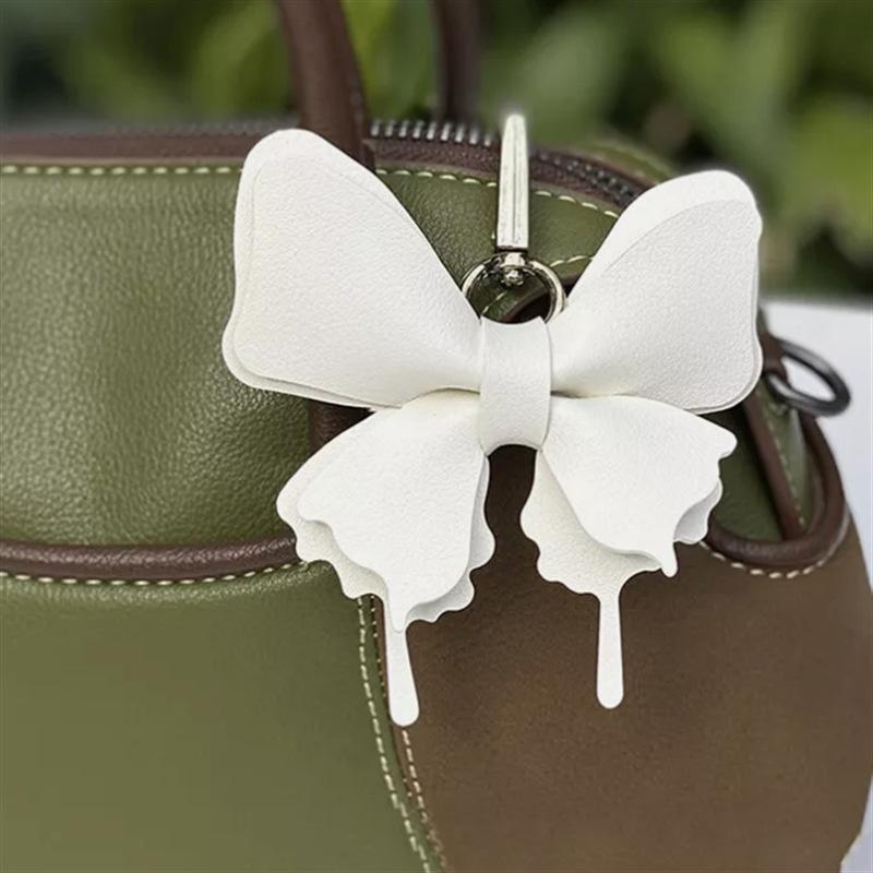 1pc Leather Creative Keychains Colorful Backpack Decoration Exquisite Key Ring Bag Charm Butterfly Pendant