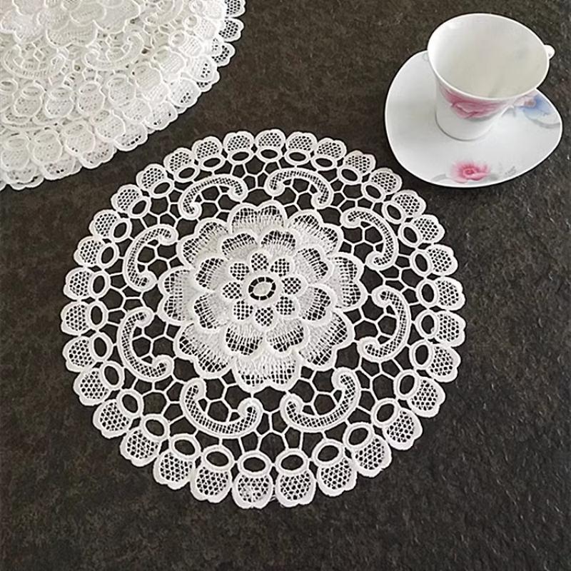 Moderner Nordic-Stil Stickerei einfache runde Tischunterlage Kaffeetasse Untersetzer Küche Bar Isolierte Platzmatte Vase Möbeldekoration für Zuhause