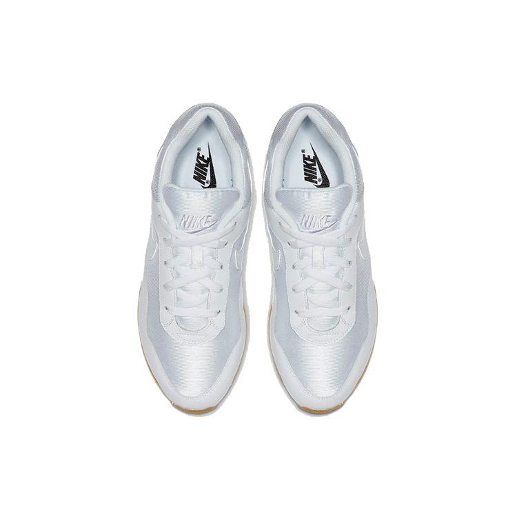 Nike Outburst Slip Resistant Lightweight Non Slip Lightweight Low Top Running Shoes Women's White AO1069-114