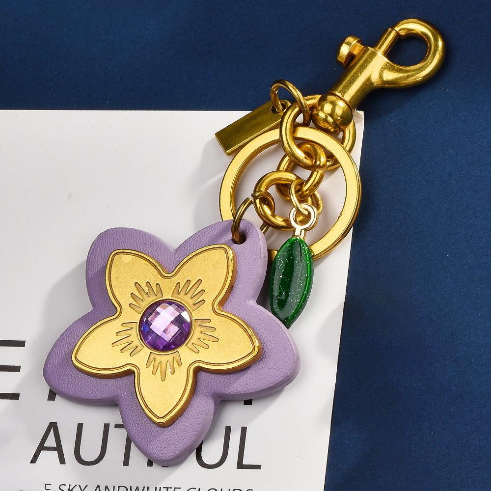 Style Flower Keychain For Handbags And Car Keys With Metal Plating For Gifts