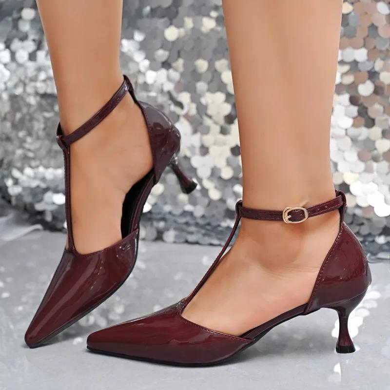 2025 Summer New Closed Toe Women's Sandals Concise Dress Buckle Strap Thin Heel Shoes Daily Plus Size Cover Heel Sandals