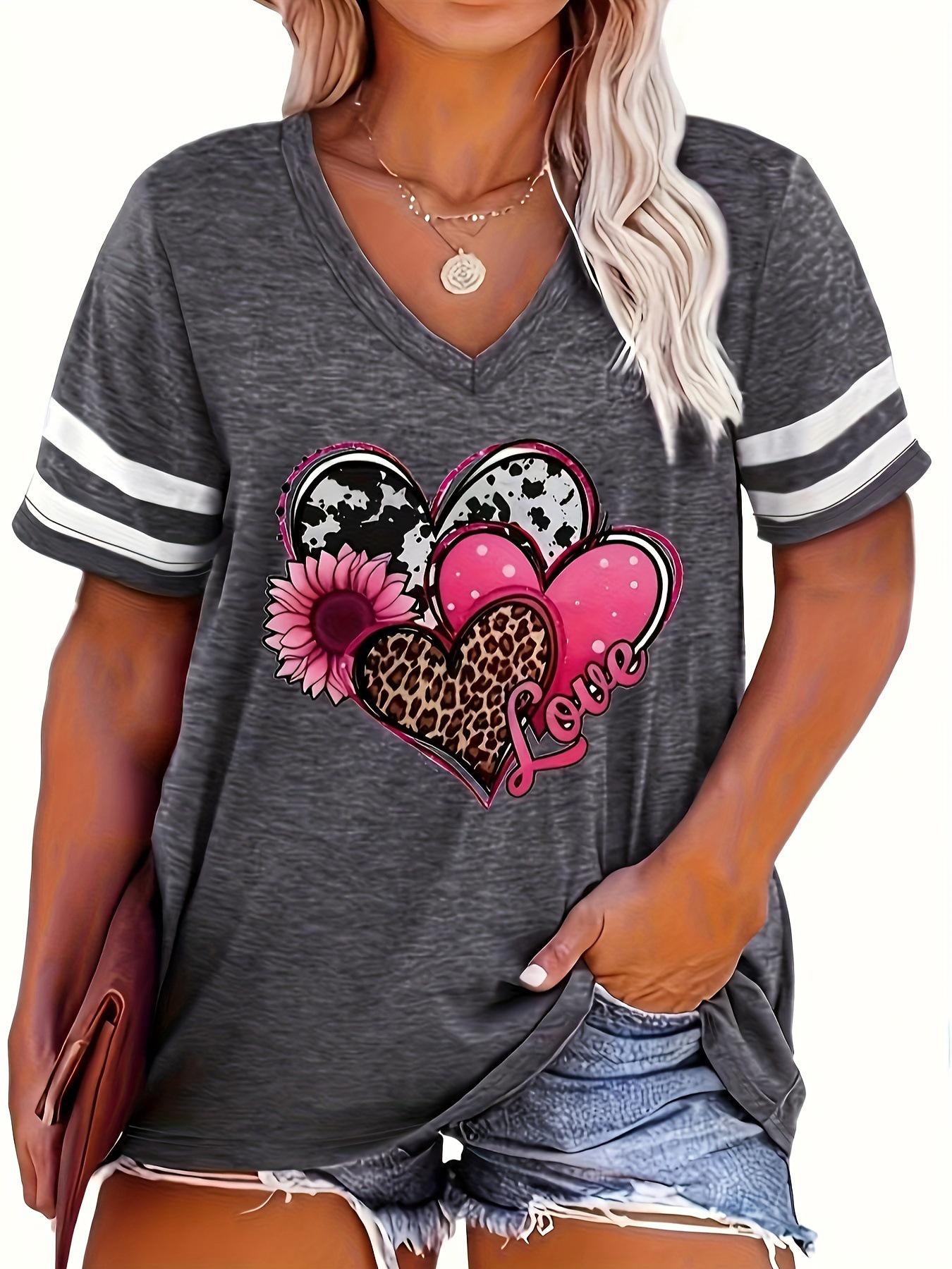 

Plus Size Women s Heart Leopard V-Neck Short Sleeve T-shirt, 0XL-6X 2XL сірий колір