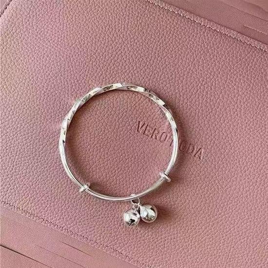 Brățară Stea Placată cu Argint de Ziua Îndrăgostiților pentru Femei - Cadou Trendy în Stil Douyin pentru Cea Mai Bună Prietenă