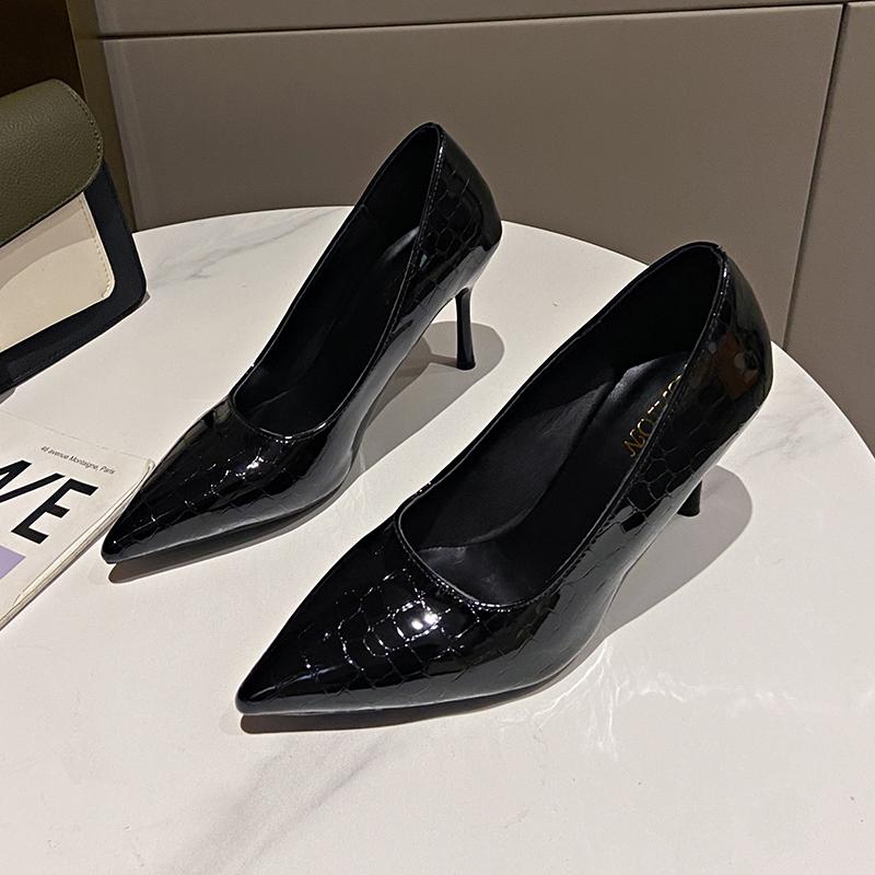 New Style High Heels Women Pumps Pointed Toe Slip-on Leather Pleated Runway Shoes Basic Pump Wedding Shoes Stiletto Heel Shoes