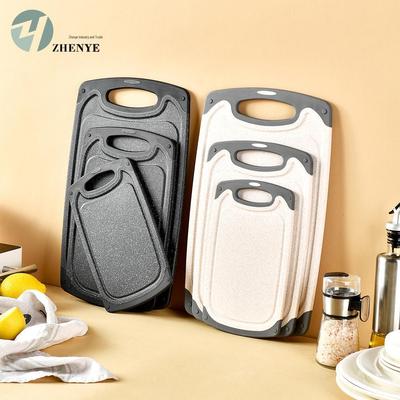 Coltelli da cucina e accessori – Taglieri