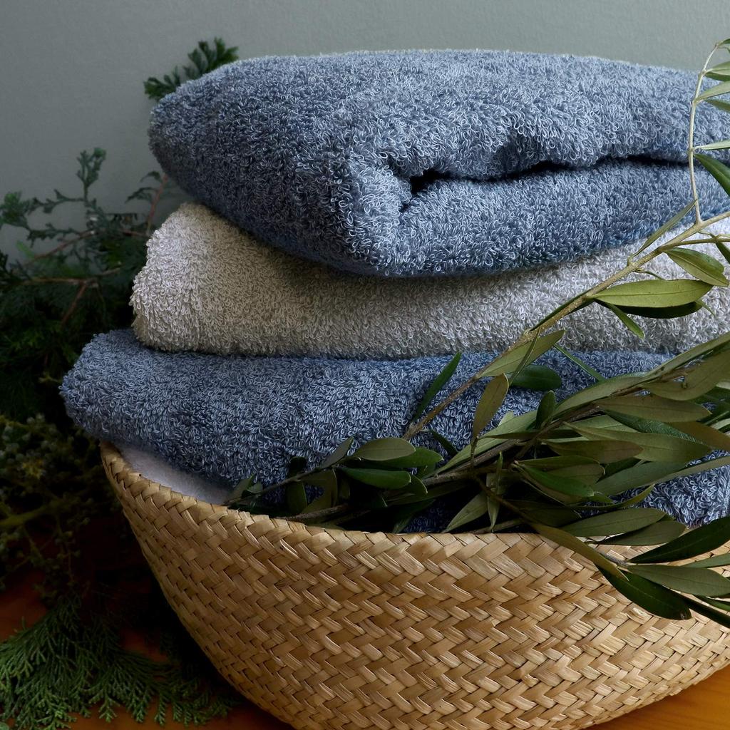 Sensui Yu Japanese-Made Bath Towels, Set of 2, Large, Instant Absorbency, Antibacterial, Odor Resistant, Quick-Drying, Osaka Senshu Towels, Smoke Blue