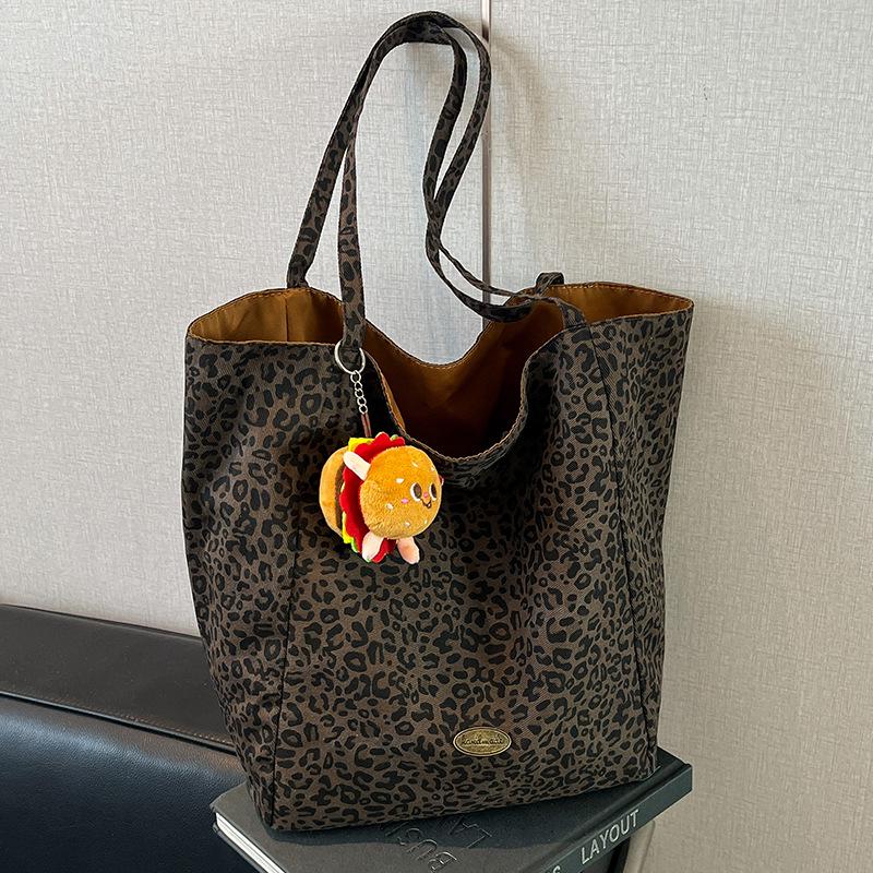 Leopardenmuster Canvas Tragetasche - 2025 Frühjahr/Sommer Mode, Großes Fassungsvermögen, Lässige Pendler-Schultertasche für Damen