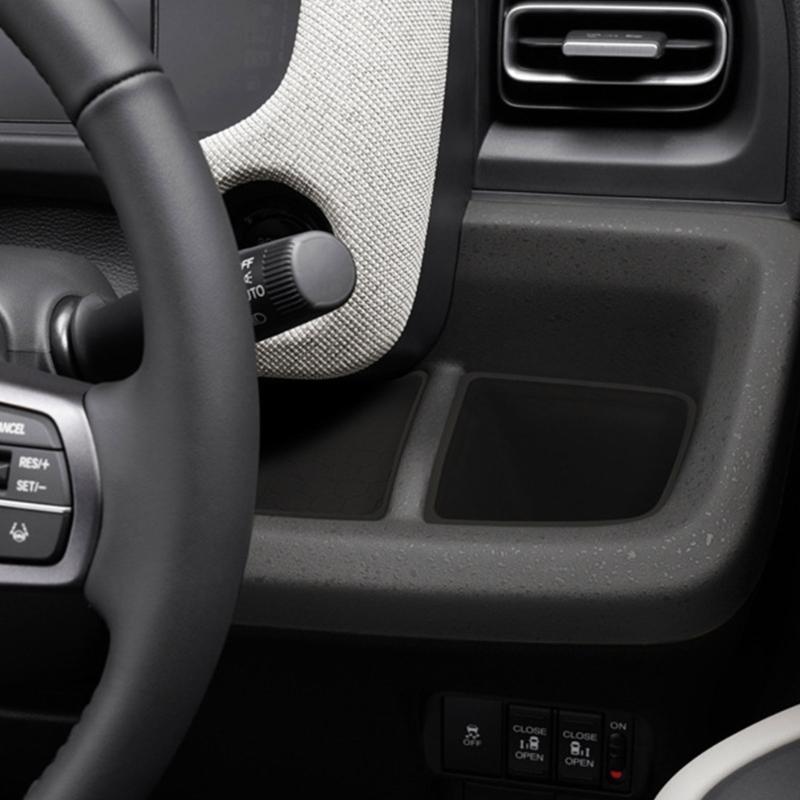 Quick Install Not Slip Sleeve Strong Silicone Mat Automotive Dashboard Accessory Simple Installation for Car Freed