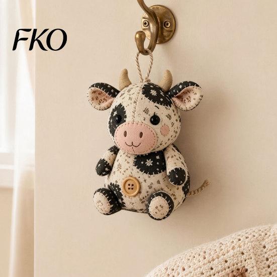 Mouse Plush Toy DIY Patchwork Sewing Kit, Handmade Craft Set with Floral Fabric, Stuffing & Stuffed Animal Kit Buttons, Cute Ornament for Beginners
