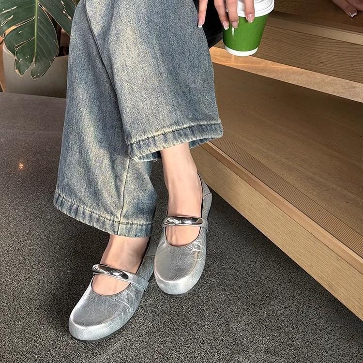 Mode Flats Damskor Grunda Vår Loafers Skor 2025 Ny Trend Mysiga Sandaler Promenad Klänning Vardagliga Festskor för Kvinnor