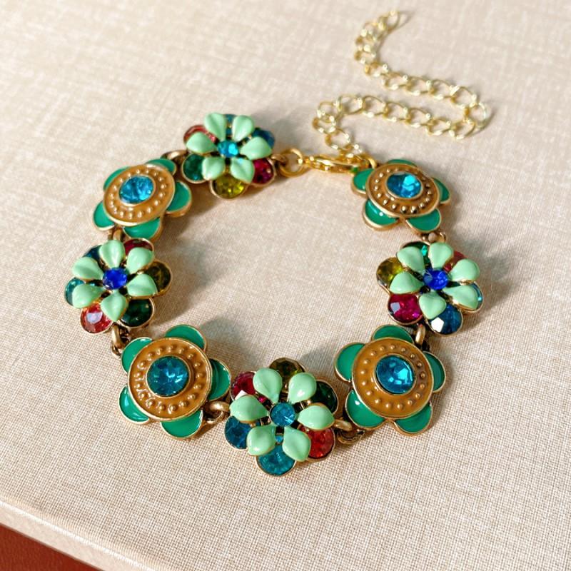 Vintage-Inspired Floral Pendant Necklace Set With Enamel Drip Detail Alloy Chain Women Retro Chic Locket Jewelry