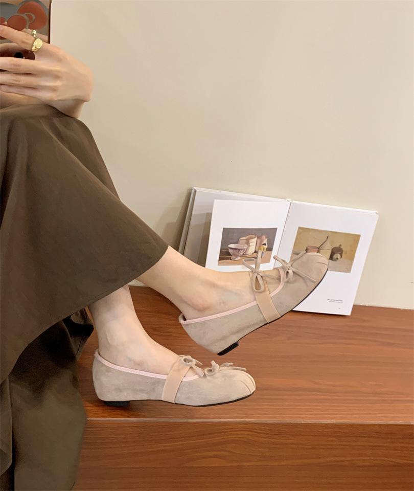 Round head bow flat ballet shoes women's 2025 new gentle French Mary Jane shoes evening wind light mouth single shoes