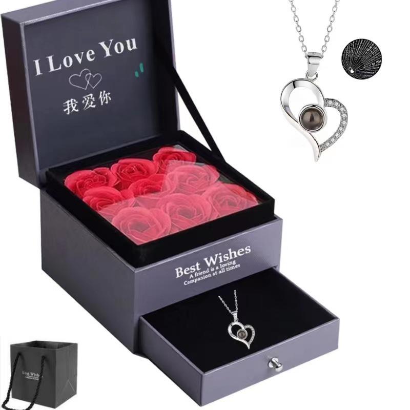 100 Languages 'I Love You' Heart Projection Necklace - Valentine's Day Gift