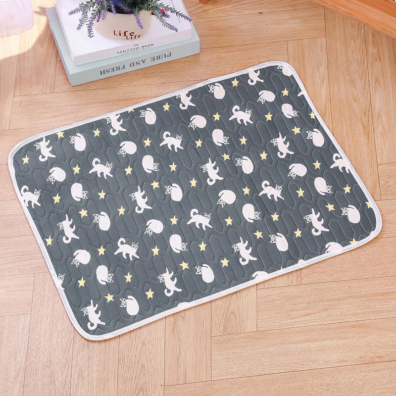 Pet Summer Cooling Ice Silk Latex Pad Dog Cat Cooling Sleeping Mat Anti Slip Point Rubber Bottom Floor Sofa Blanket Pet Supplies