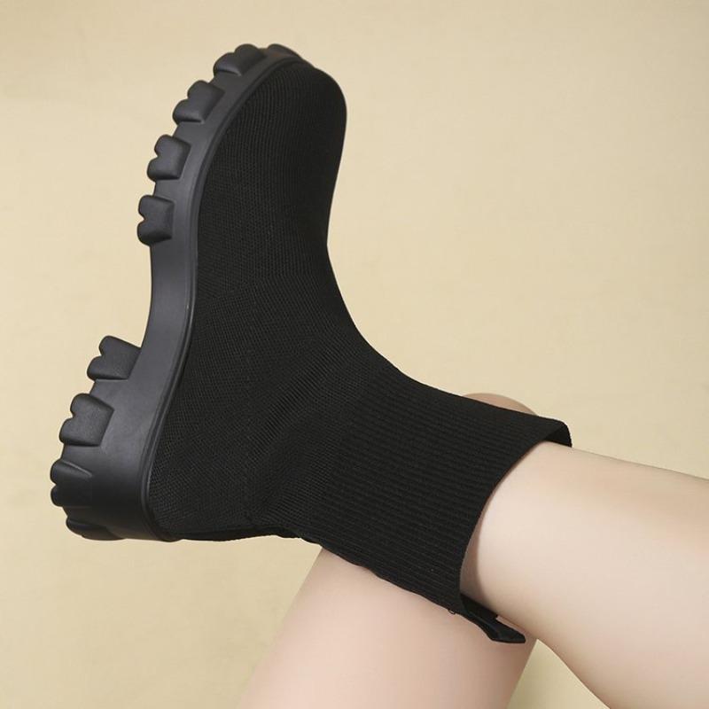 Large size fly-woven socks and boots for women's autumn new thick-soled thin boots and short boots for women