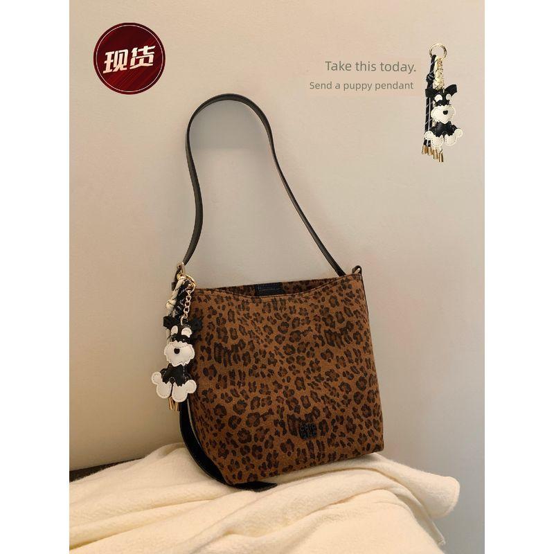 

South Style Chio2nd Leopard Print Handbag Canvas Bag Leopard print
