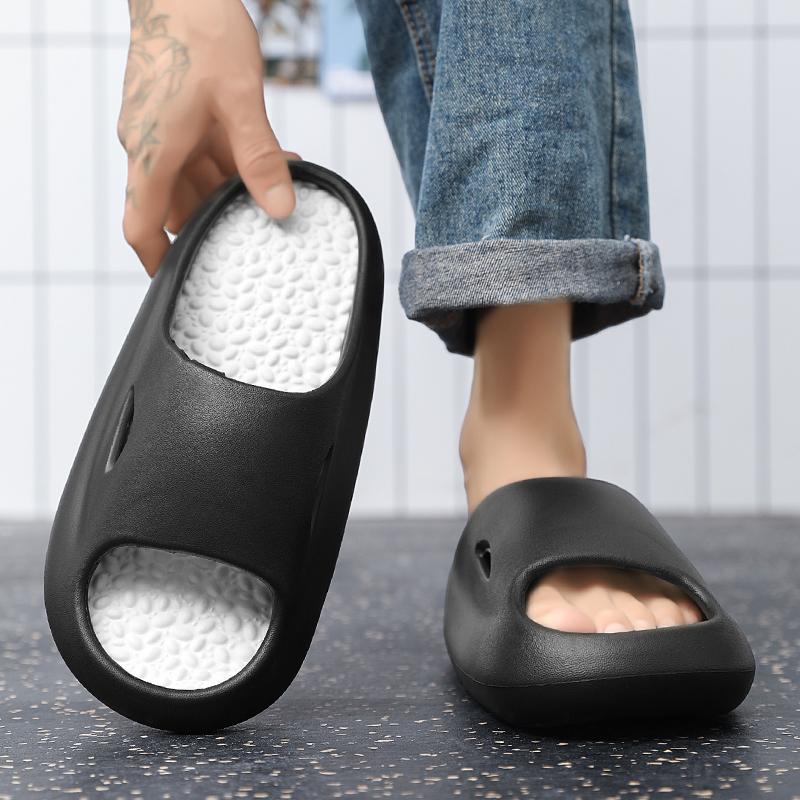 Fashion Sandals men's new slippers Beach men's shoes large size sandals garden shoes winter slippers for men