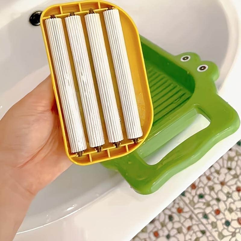 Cute Crocodile Design Washboard with Brush Non Slip Handguard  Hanging Storage, Multi Functional Laundry Basin for Underwear, Socks, Dorm, Home Use