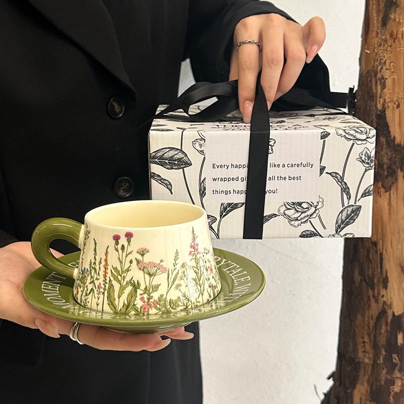 High-value light luxury birthday gift retro coffee cup and saucer gift box set, gift box for girls and girlfriends