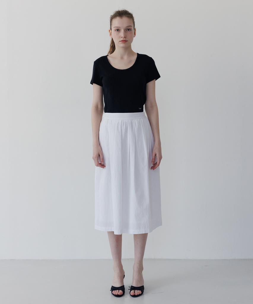 Tudument Shirring Long Skirt Ivory