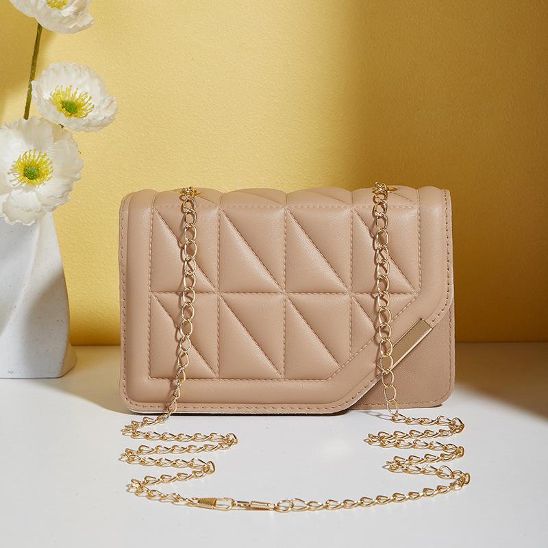 

Triangle embroidery bag new fashionable versatile solid color sequin decorative magnetic buckle chain messenger bag абрикосовий