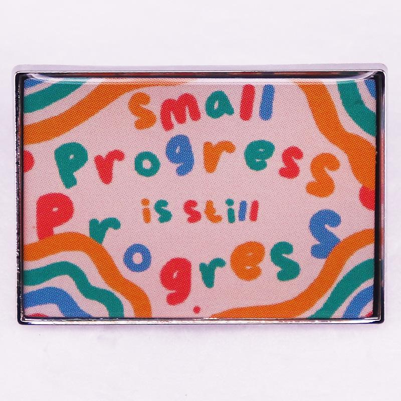 Small Progress Brooch: Inspirational Badge Accessory серебряный
