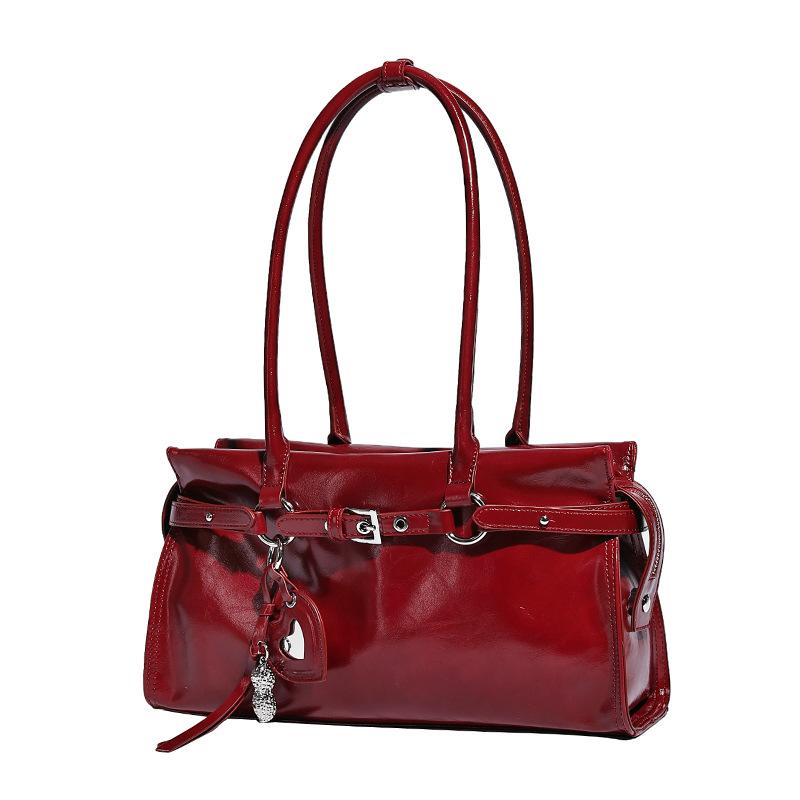 2025 New Autumn/Winter Underarm Bag, Unique Design, Sweet and Cool Baguette Bag, Large Capacity Handbag, Fashionable Women s Shoulder Bag красный