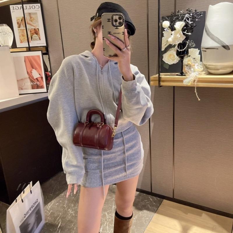 Hand-held Boston Bag, Small Square Bag, Retro and Fashionable Single-shoulder Crossbody Bag