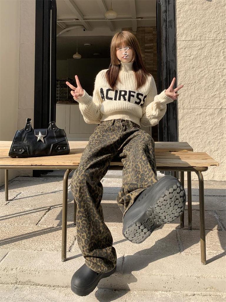 Women's High-Waist Leopard Print Wide-Leg Jeans - Slimming, Loose-Fit, Spring/Autumn Trend