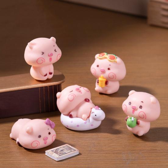 5Pcs Pig Ornament Mini Portable Size Q-Version Pig Design Statue Miniature Pig Landscape Office Desk Bookshelf Car Decor