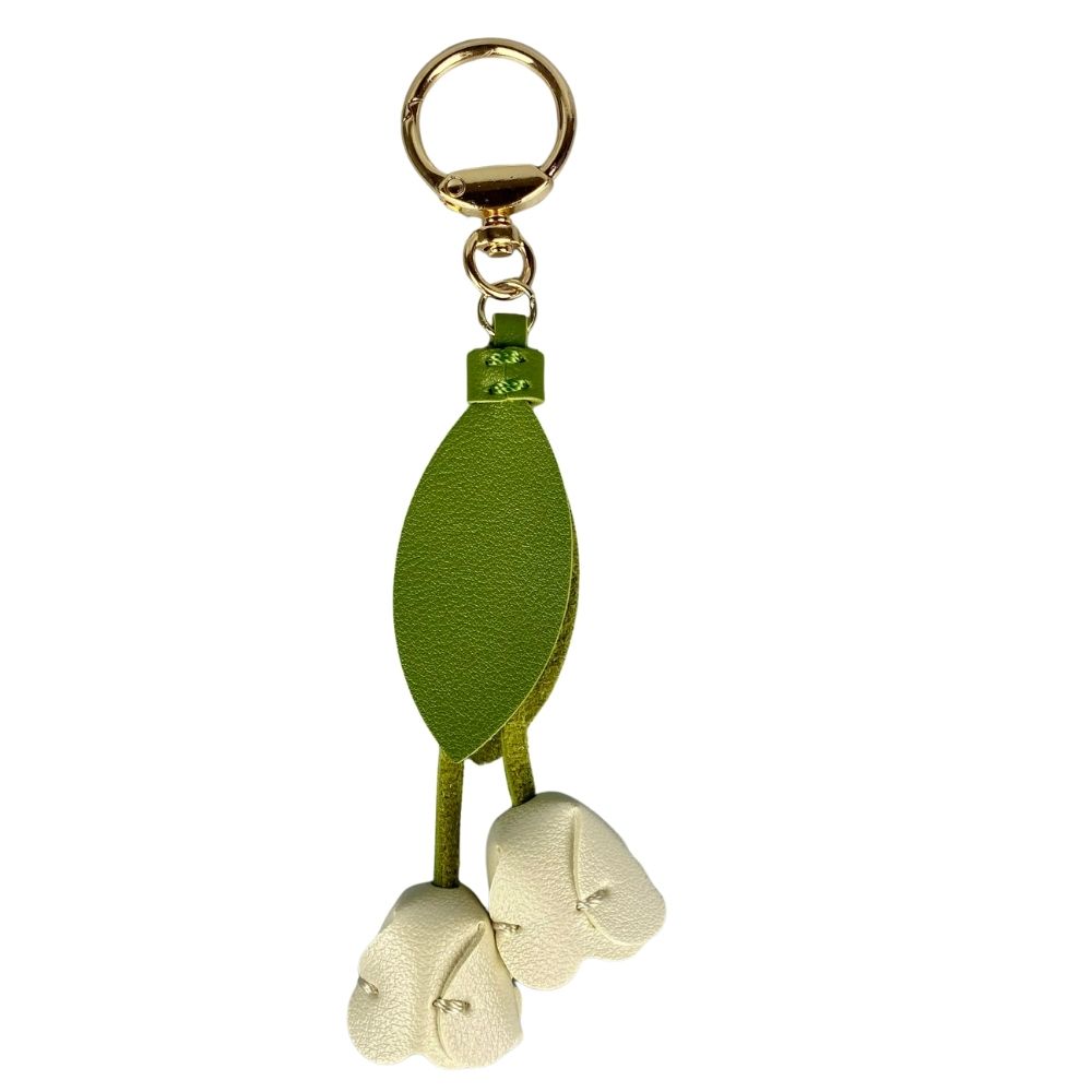 8-Color Soft Leather Tulip Bag Charm– Elegant Hanging Floral Accessory with Metal Ring, Realistic Bloom Design for Backpack