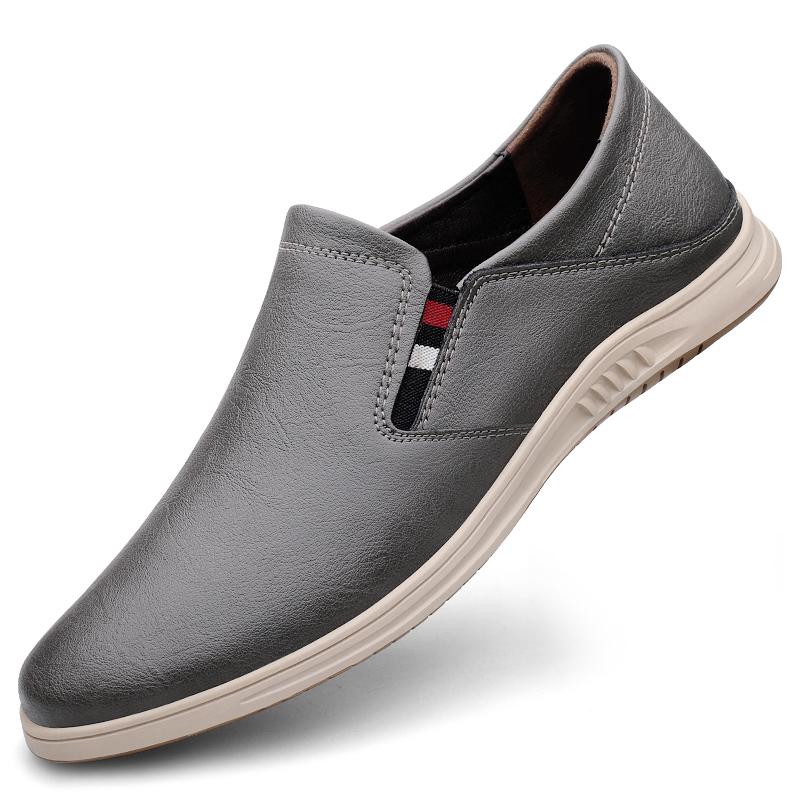 New Moccasins Handmade Slip-ons Flat All-match Genuine Leather Men Shoes Casual Slip On Loafers Breathable Man Driving Flats
