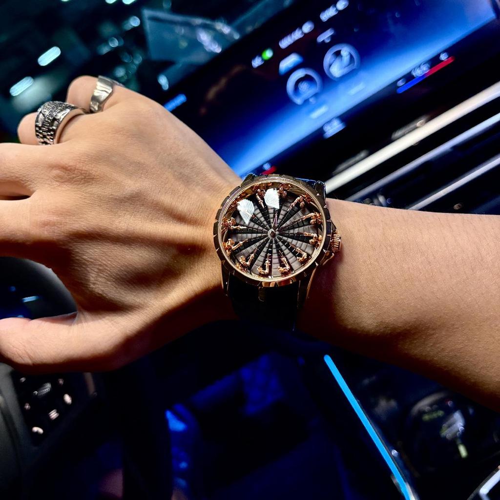 Twelve Knights Hand Expression Valentine's Day Gift for Boyfriend - Trendy Men's Cross-border Selection.