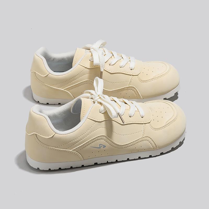 

New platform white shoes women s shoes 2025 new popular summer trend breathable student versatile sports board shoes 40