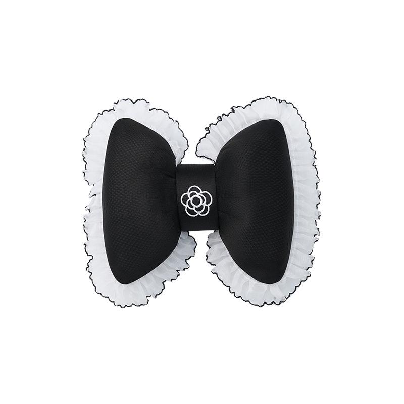 Classic Camellia Non-Slip Car Seat Cushion - Comfortable, Universal for All Seasons