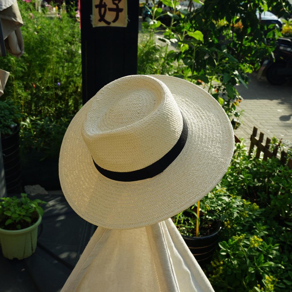 French Retro White Woven Panama Jazz Top Hat For Men And Women Summer Sun Protection Sunshade Vacation Wide Brim Straw Hat