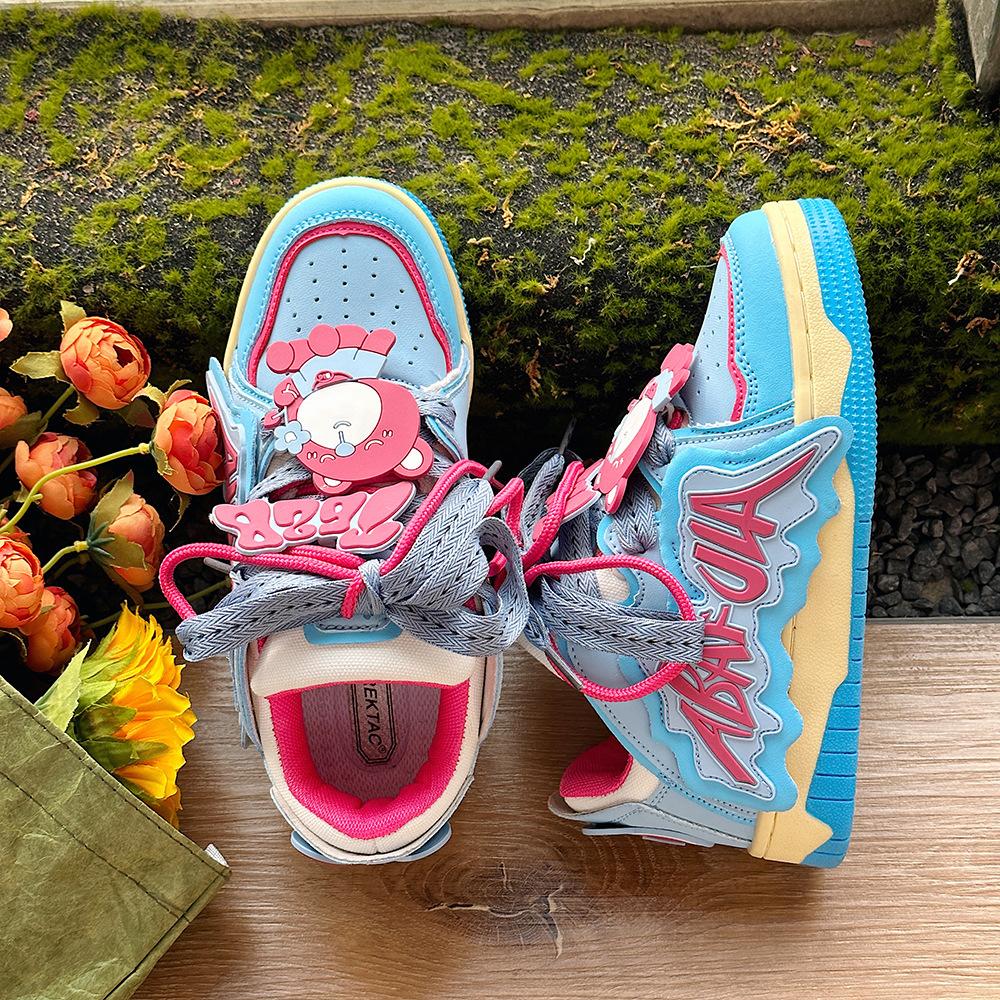 Skateboard Shoes Women's Spring New Versatile Ins Super Fire Gray Shoes Couple Lightweight Platform Bread Women's Shoes